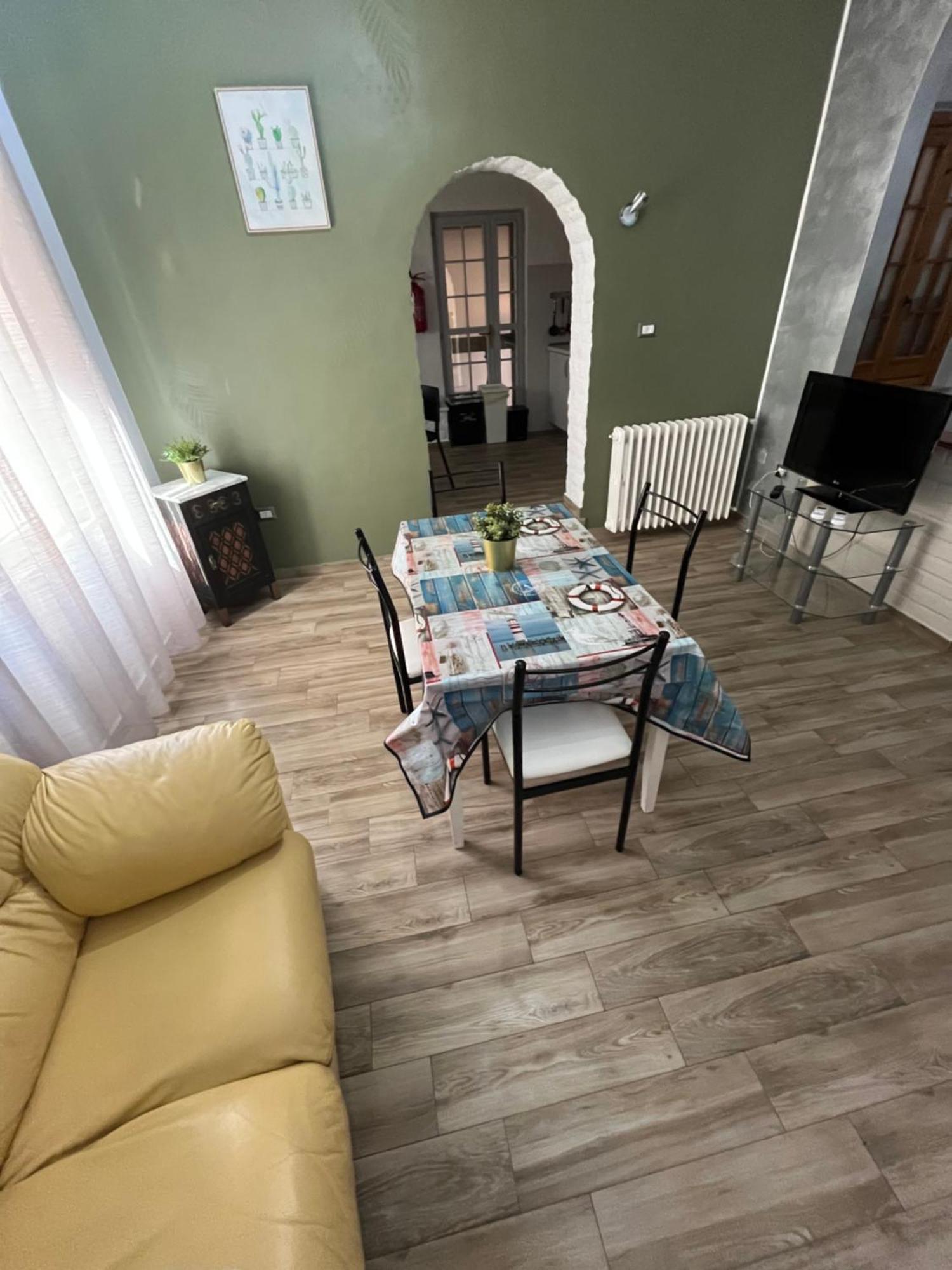 Bouganville Casa Vacanza Ambiente Climatizzato Con Wi Fi Pineto Exterior photo