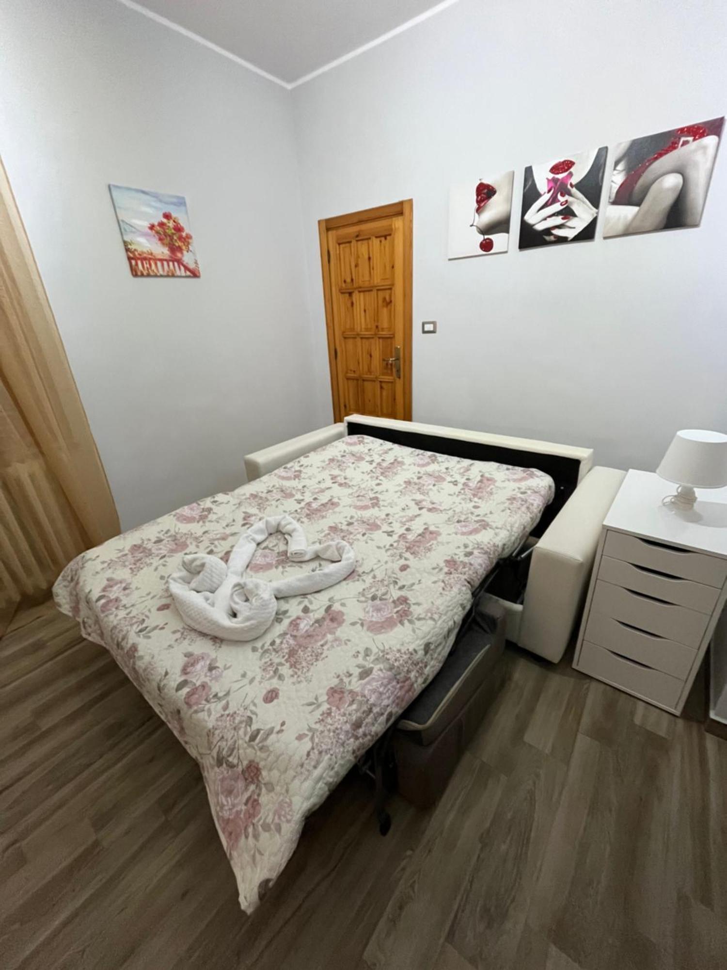 Bouganville Casa Vacanza Ambiente Climatizzato Con Wi Fi Pineto Exterior photo